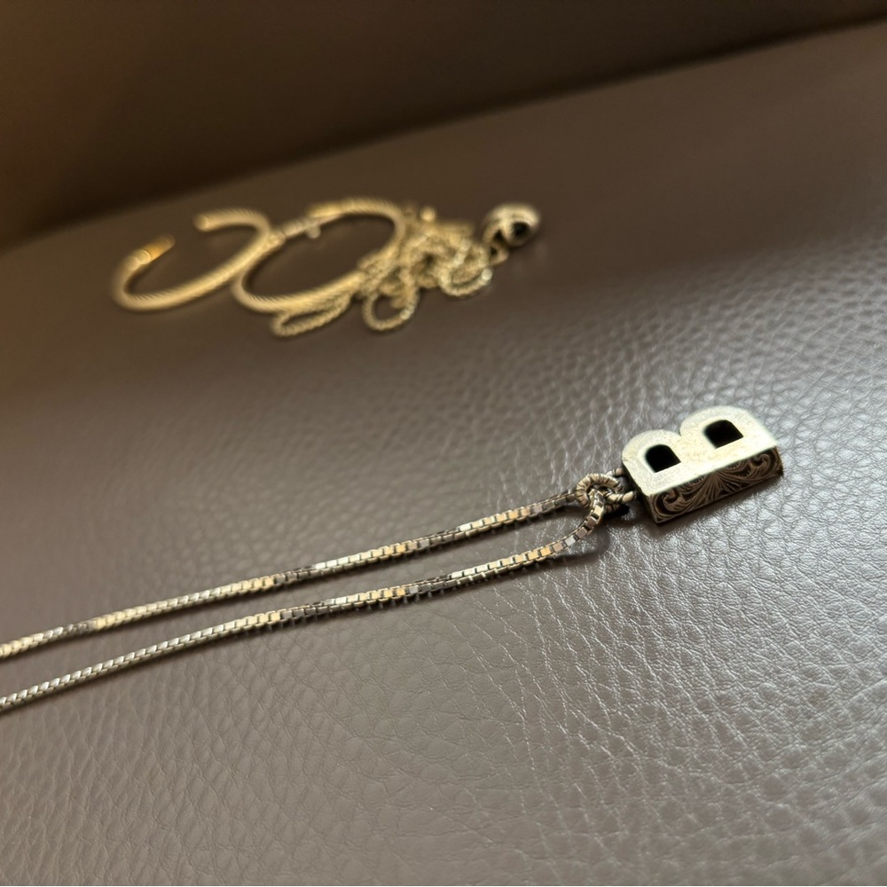 Gucci Sterling Silver Initial 'B' Pendant Necklace - Picture 3 of 4